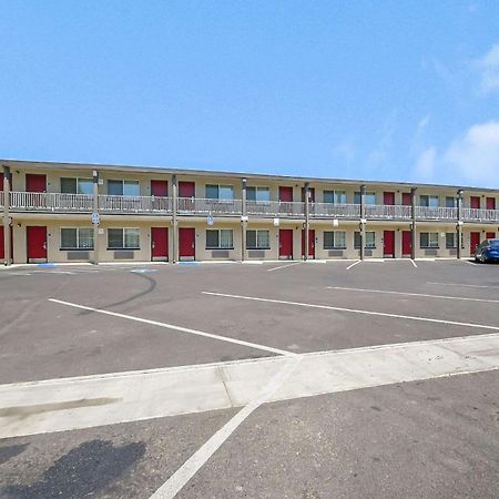 Econo Lodge Woodland Near I-5 Exterior photo