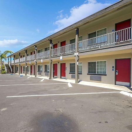 Econo Lodge Woodland Near I-5 Exterior photo