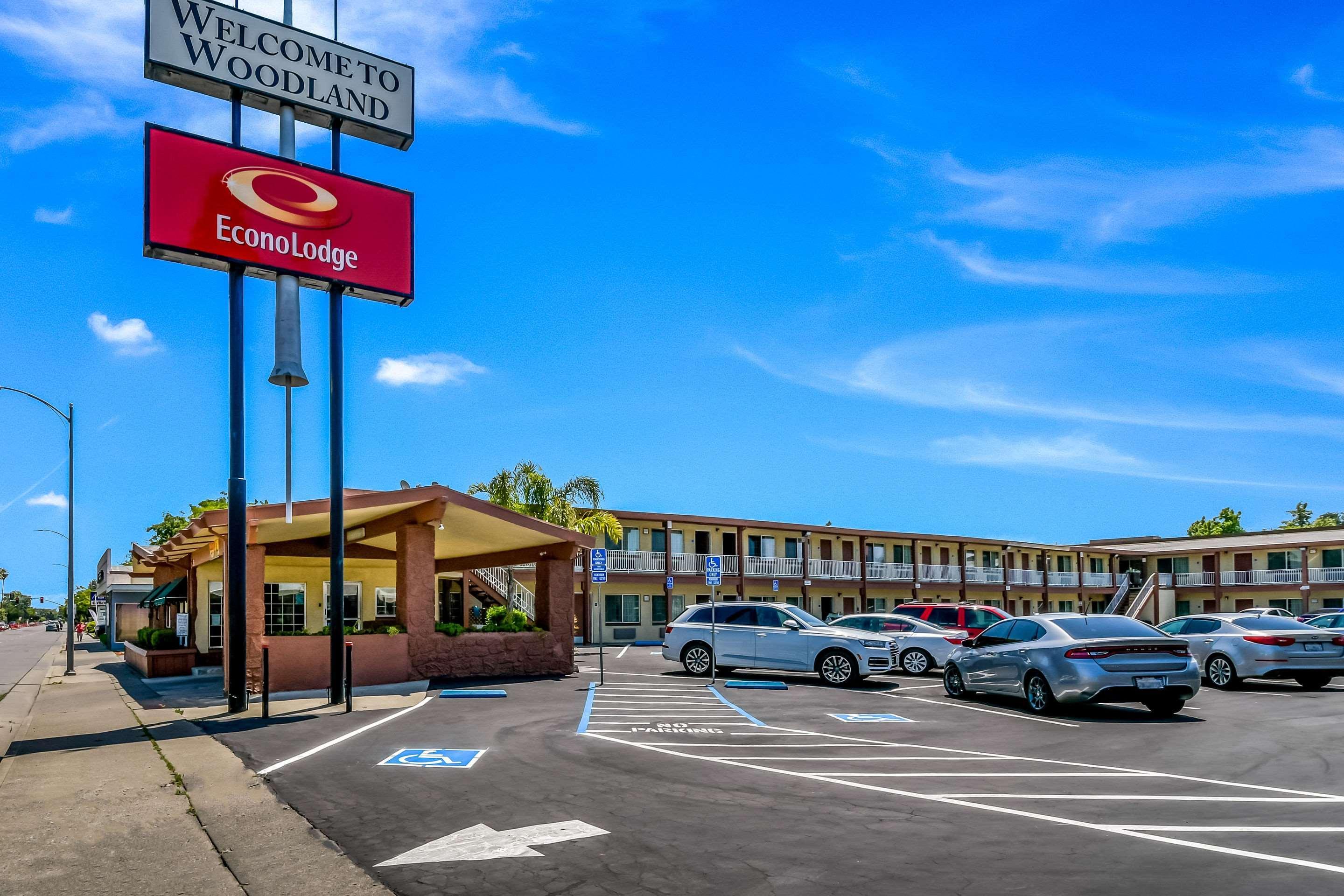 Econo Lodge Woodland Near I-5 Exterior photo