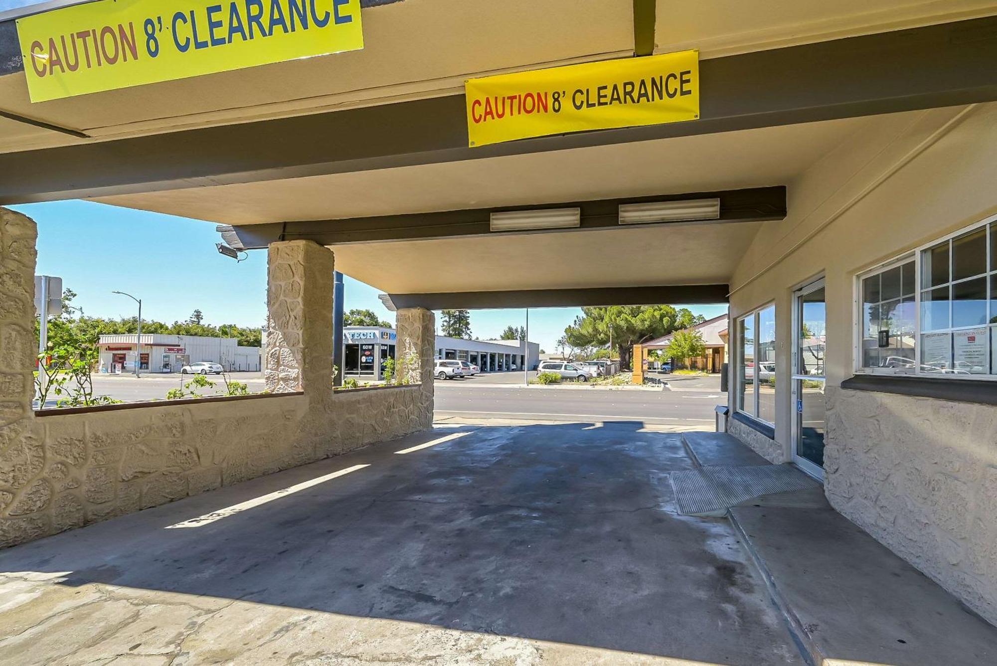 Econo Lodge Woodland Near I-5 Exterior photo