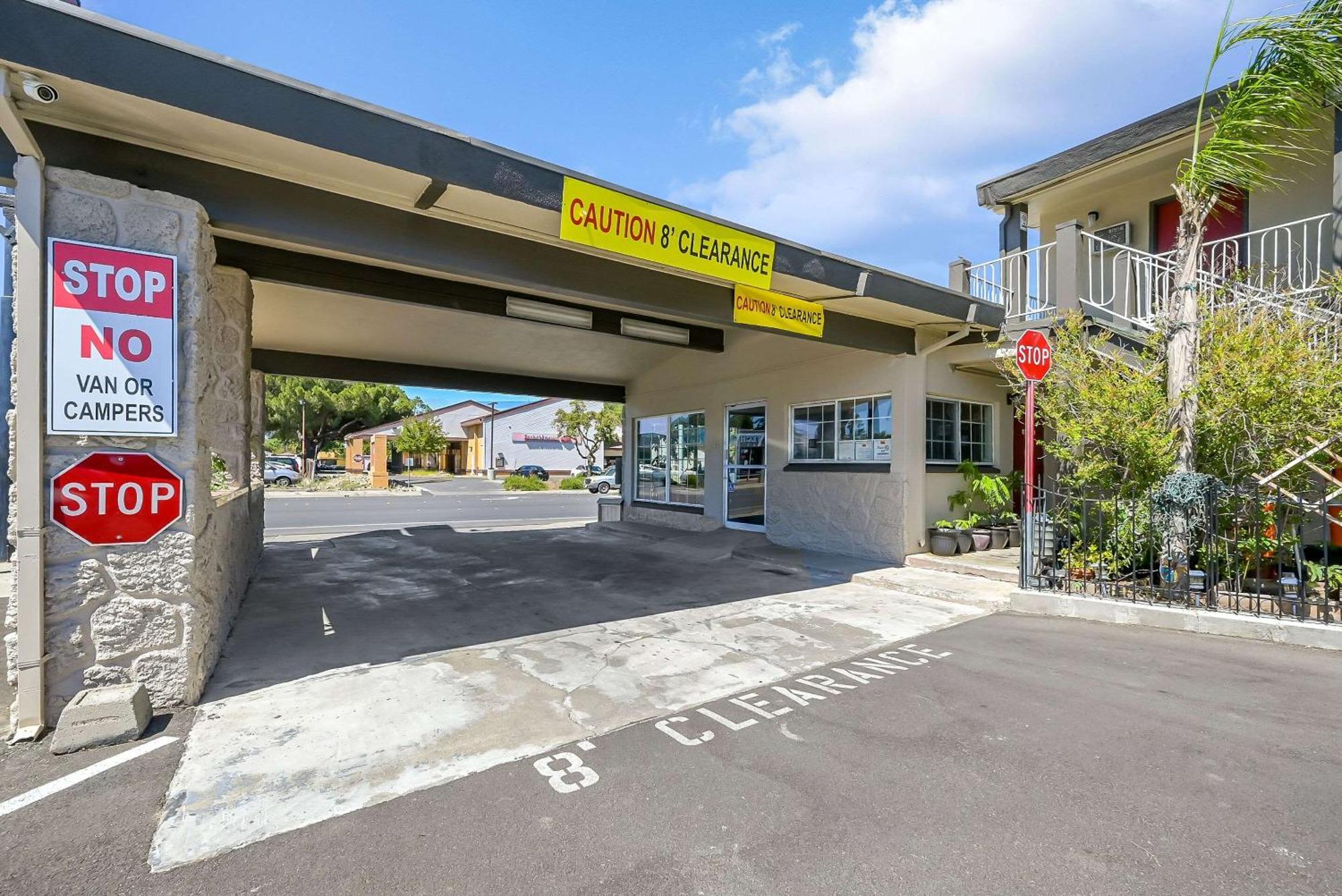 Econo Lodge Woodland Near I-5 Exterior photo